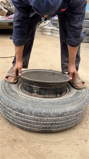 Dyna Tyre Removal & Rim Cleaning Step by Step | Workshop Process