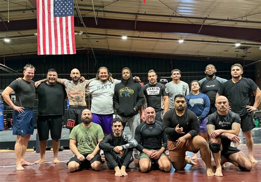 24 reactions · 6 comments | Getting off bottom. #mma #comebackstronger #fypシ゚viralシfypシ゚ #fypchallenge | Markus Hooks | Facebook