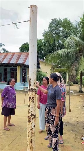 Ibu-Ibu Lucu yang Bikin Ngakak di Reels