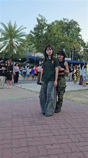 #มูเตลู @sirikwanjanwong @RADA Thunrada(600k) #วันเด็ก69 #กีต้าร์สิริขวัญ #guitarsirikwan #ปองปั้นน้อง