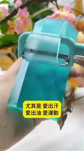 高級古龍香融入潔膚，溫和護膚不刺激，隨身散發迷人氣息