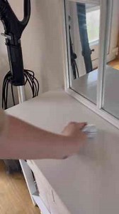 Damp Dusting Magic – Watch the Dust Disappear Like Never Before!