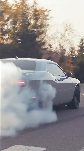 Challenger SRT BURNOUT