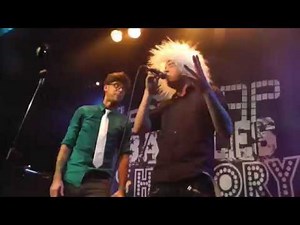 Albert Einstein vs. Stephen Hawking - Epic Rap Battles of History Live in Amsterdam