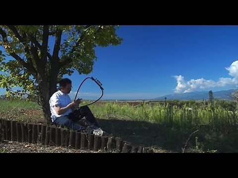 The Ancient Greek Barbitos (βάρβιτος)