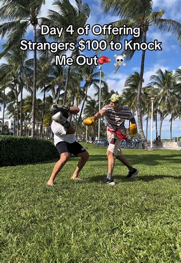 Day 4🫶 Someone tell @Chrogman to stop scripting content and slide to Miami💯😂#boxing #series #elchavodel8 #viral #ericmarkz