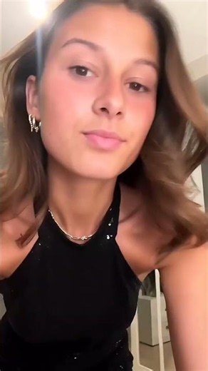 This stunning black sequin party dress look, do you love it
