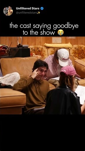 This Is How the Stranger Things Cast Said Goodbye 😢