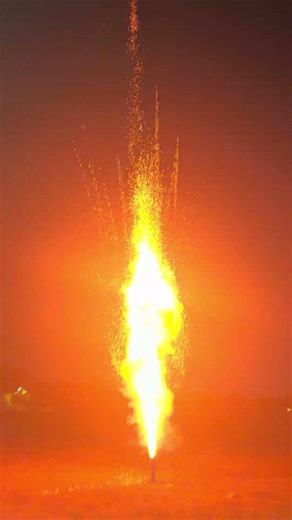 Big Sky Shot #fireworks #pyro #skyshot #crackers