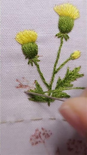 Delicate Leaf Embroidery #basicstitches #beginnersstitch #embroidery #handembroidery