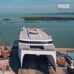 283K views · 4.1K reactions | One of the largest catamarans ever built can transport up to 1,200 passengers at a speed of 40 knots. | Interesting Engineering | Facebook