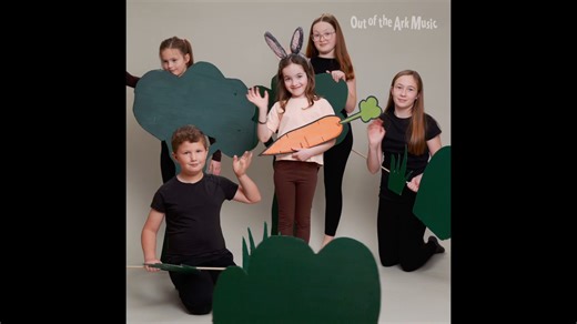 The magical kingdom of Duluxembourg has a charming castle, an enchanted forest and a host of fabulous characters. 'A Hint of Snow White' is a vibrant and relevant panto-musical that will leave everyone smiling. Do you want to get out of the forest? | Out of the Ark Music