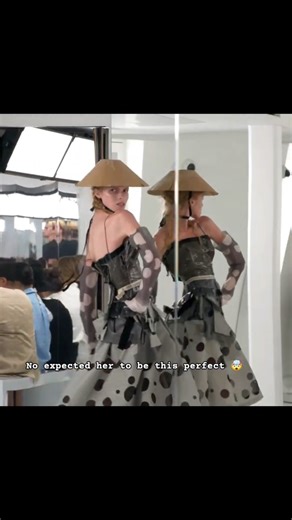 No one expected her to be this perfect 🤯 #colinjones for #maisonmargiela ss24