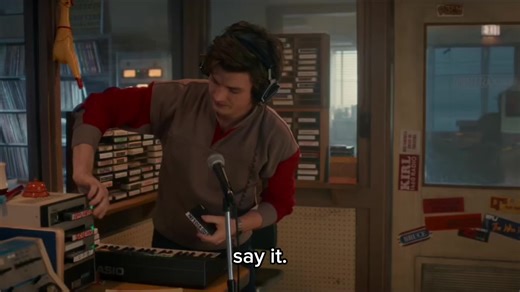 Ronance Moments: Nancy, Robin, and Steve Unite!