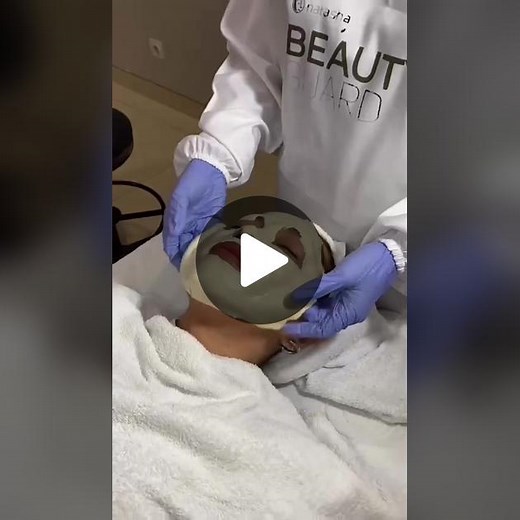Botanical Skin Facial & Red Photodynamic Therapy at Natasha Skincare