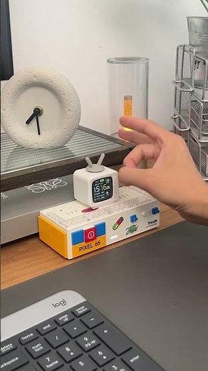 This Plug Shows the Weather Forecast—You Have to See It! ☔