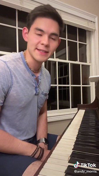 Dr. Dre songs are: still Dre, what’s the difference, next episode #piano #starwars