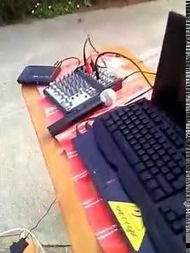 Boxa Activa Behringer B215D(TEST SOUND)