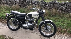 1966 TT Special, restored by Terry Macdonald for road use (original parts retained for ready conversion back to factory spec). Reimported from California where it was formerly used as a desert sled. Read all about it’s restoration on my website: www.triumph-T120C-TT-Special.com | US Competition Triumphs
