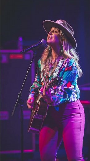 Lainey Wilson | Dallas, Texas Live Performance