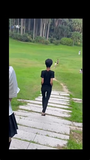 screaming on Instagram: "Tf.."