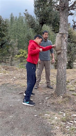For beginners It is hard to punch on a tree #karate #martialarts