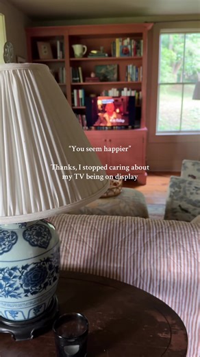 Embracing TV Aesthetics in Cottagecore Living