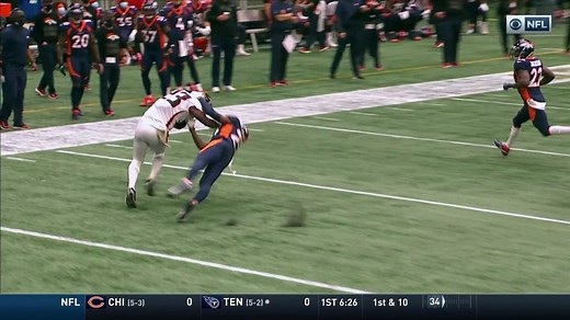Brian Hill unleashes powerful stiff arm on Broncos defender