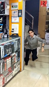 🔥 Focal SOLO6 ST6 Powered Studio Monitor – Red 🔴 🎛️ Cutting-Edge Technologies – Hear every detail with absolute precision 🔁 Two Monitors in One – Switch modes, adapt instantly ⚙️ Multiple Functions – Built for modern, flexible studios 🎬 Dolby Atmos®️ Installation Ready – Perfect for immersive audio setups 🚀 Mix smarter. Monitor better. Create without limits. #focal #focalsolo6 #focalstudiomonitors #studiomonitors #rajmusicals | Raj Musicals