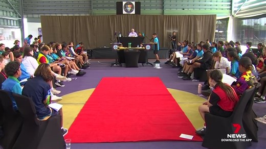 Future Far North leaders swapped the classroom for the chamber at the Junior Indigenous Youth Parliament. Dozens of primary school students got a glimpse of political life - delivering speeches, debating mock bills, and stepping into leadership roles. Download the 7NEWS app: 7news.link/7newsapp 7NEWS at 6pm. #7NEWS | 7NEWS Cairns