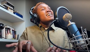 Arlo Parks covers The xx's "VCR": Watch