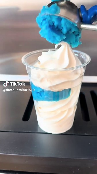 Richie’s Italian Ice Combos: Blue Raspberry & Vanilla Delight