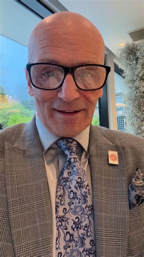 I love the ceremony aftermath. Honoured to pronounce every single couple in my humanist wedding ceremonies as newlyweds 🥂🥂🥂 | George McLean Scotland's Humanist Celebrant