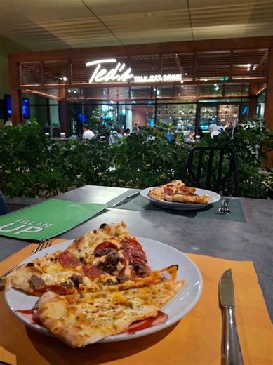 أخيراً ولاول مرة جربت All you can eat pizza edition من @Ted’s 🍕 #dudeezfood #pizza #allyoucaneat #viral #teds