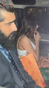 10M views · 32K reactions | Arjun Kapoor with Malaika Arora spotted at Bandra . . #Arjunkapoor #malaikaArora #Celebrities #fblifestyle #fashion | Movie Review Preview | Facebook