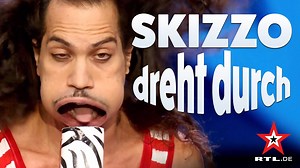 2.5M views · 10K reactions | Skizzo ist letztes Jahr mal so richtig eskaliert auf der Bühne 藍 #flashbackfriday #supertalent2020 | Das Supertalent | Facebook