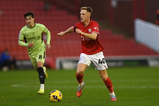 Barnsley transfer latest: Star striker completes move to Championship promotion-chasers