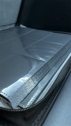 Custom POCKET ZIPPERED PRO-BINDER - by Heaps Good Cards & Collectables