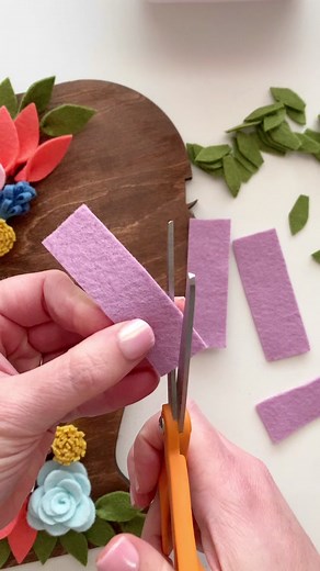 Easy Felt Blossom Accent Flower Tutorial
