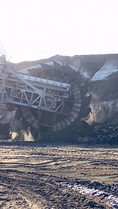 The bagger… The world’s biggest earthmover. And there are TWENTY of them! | Aaron Witt
