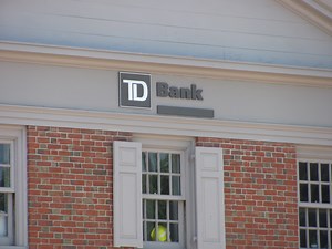 More Details on Lexington Center Bank Robbery