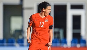 Canada beats Sweden in shootout to win gold medal in women's soccer - CHCH