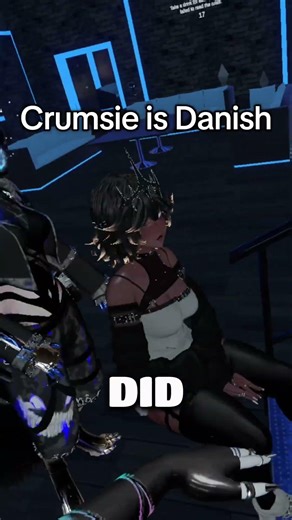 just admit it crumsie, you danish freakster funny #vrchat #fullbodytracking #trolling