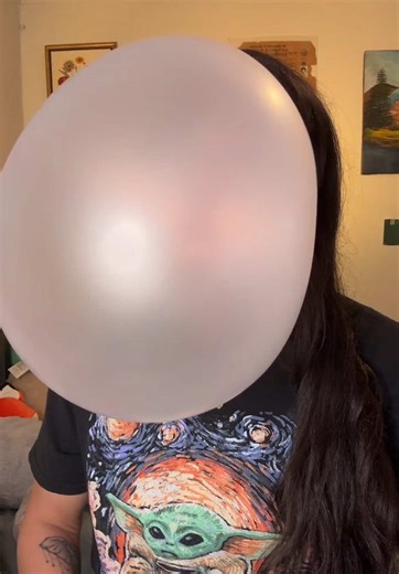 I think I officially got my biggest bubble yet #tiktoklive #livehighlights using a crazy combo of: 6 Ice Breakers, a small amount of hubba Bubba tape, 1 bubble yum, 1 dubble bubble