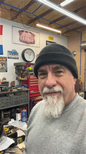 Barry JoDaddy | Husky work light. $25 at Home Depot. I don’t often endorse products but I may have to buy another one. #worklight #huskytools #garage... | Instagram