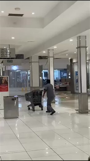 On December 27, a minor ceiling collapse occurred in a walkway area at Northgate Mall, Roodepoort. The area was immediately secured, and no injuries were reported. Repairs are underway. | Mdntv