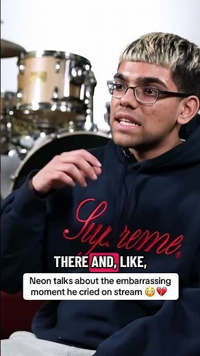 Embarrassing moment Neon cried on stream