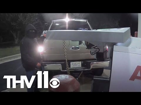 Thieves try to steal ATM using pick-up truck