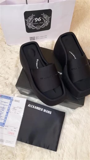 96_online_shop (@96_online_shop)’s videos with Flashbacks - Inna