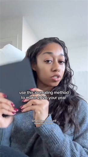 les alfred on Instagram: "Get your notebooks out! Time to Best Case Scenario™ journal for 2026! 🍀🐶"